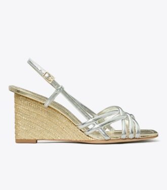 Espadrille med kilehæl og flere remme Espadrille med kilehæl og flere remme