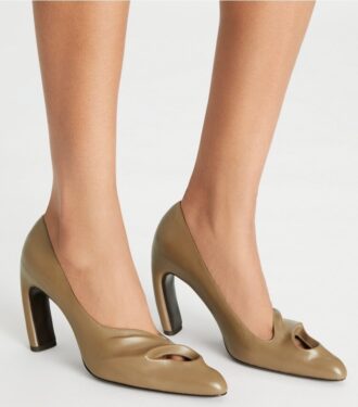 Formede peep-toe-pumps Formede peep-toe-pumps