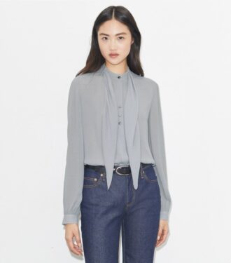 Georgette-bluse med sløjfe