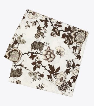 Happy Times Bouquet firkantet dug, 70″ x 70″