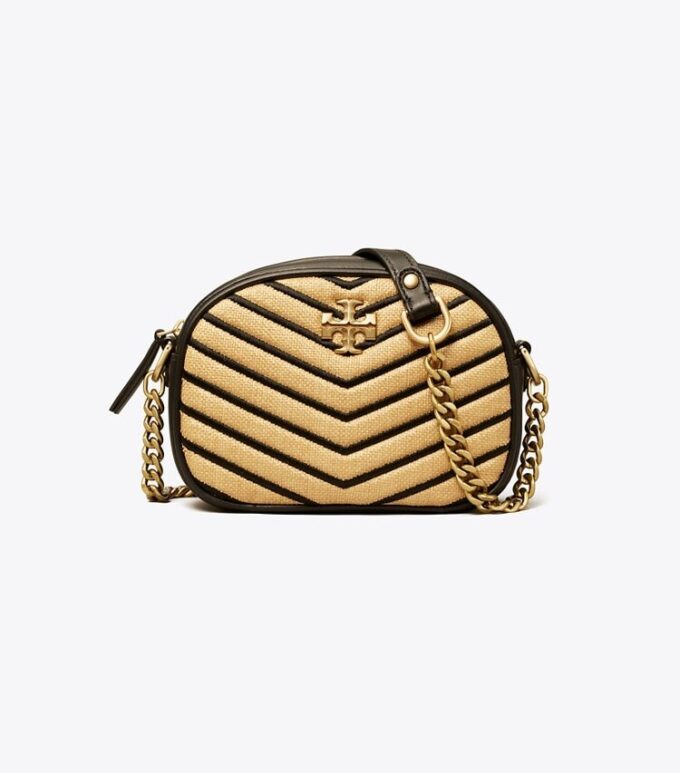 Kira Chevron Soft Straw lille kamerataske