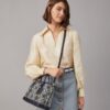 Perry T Monogram lille tote med tre rum