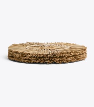 Raffia-dækkeservietter, sæt med 4 stk. Raffia-dækkeservietter, sæt med 4 stk.