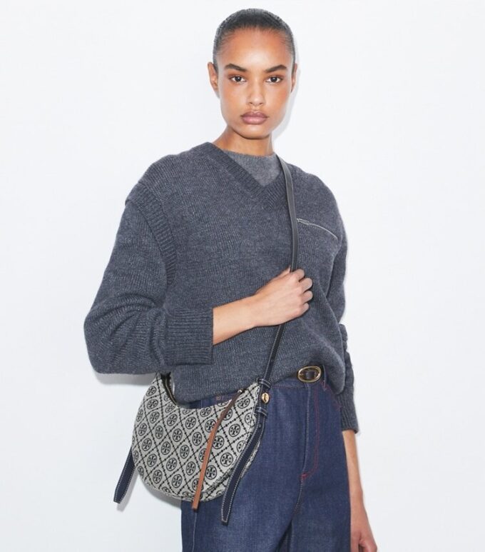 T Monogram Romy Half Moon taske